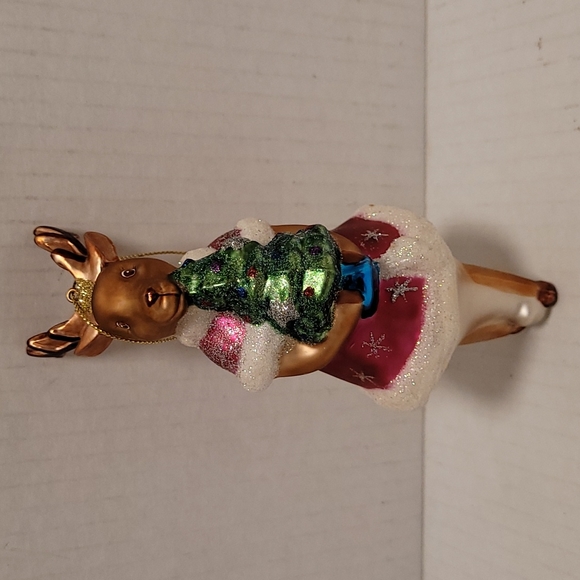 Other - Adorable Reindeer Holding  a Christmas Tree Ornament